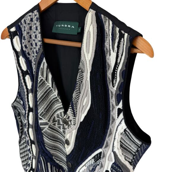 Vintage TUNDRA CANADA Vest Mens Medium Sweater 3D Textured Biggie 80s 90s - Picture 3 of 9